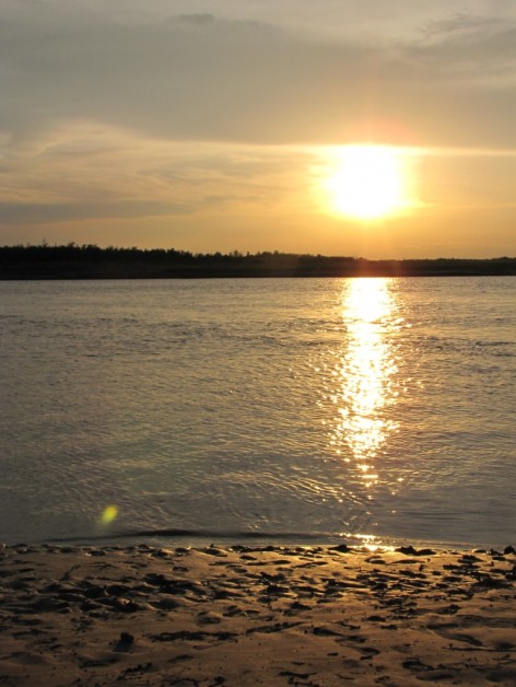 (c) Fabbio, Fernanda. R�o Bermejo. <p>Atardecer en el r&iacute;o Bermejo</p>