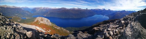(c) Camilo Rotela. Parque Nacional Los Alerces. 														